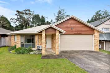 32 Lomas Way, Albany