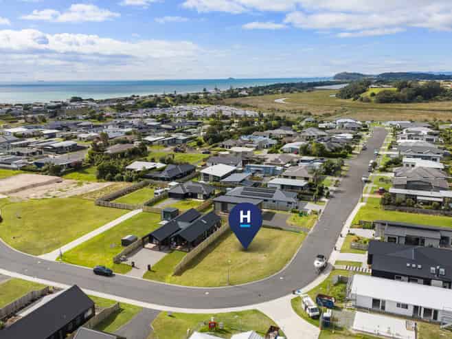 52 Reel Road, Waihi Beach
