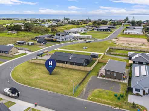 52 Reel Road, Waihi Beach