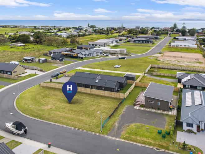 52 Reel Road, Waihi Beach