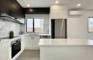 8 Arahopu Place, Papakura