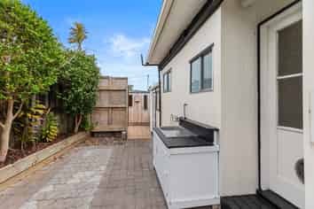 11b Taupo Ave, Mount Maunganui