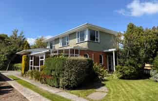 295 Racecourse Road, Waverley