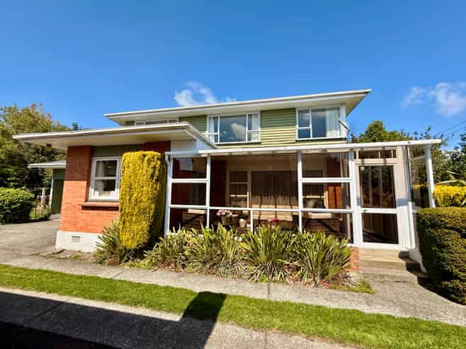 295 Racecourse Road, Waverley
