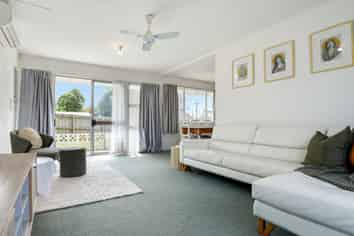 1 Bay Grove, Pukehangi