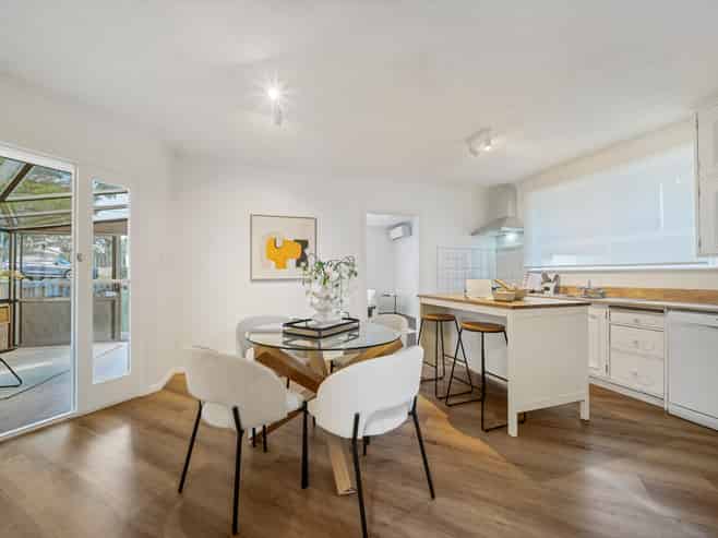 5 Springside Place, New Lynn