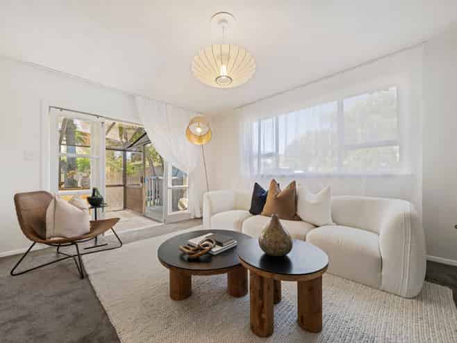 5 Springside Place, New Lynn