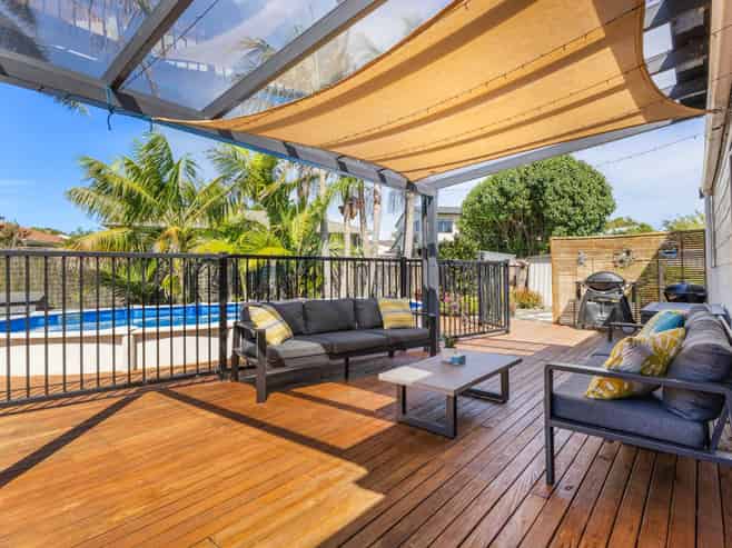 7A & 7 Gleneagles Grove, Wattle Downs