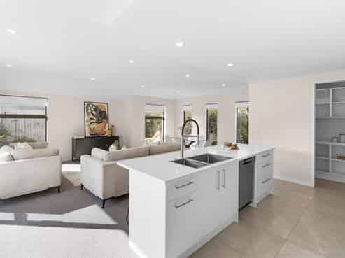 35 Nicolau Avenue, Rolleston