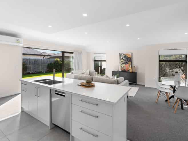 35 Nicolau Avenue, Rolleston