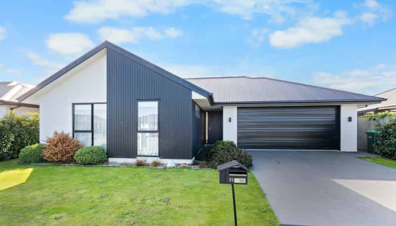 35 Nicolau Avenue, Rolleston