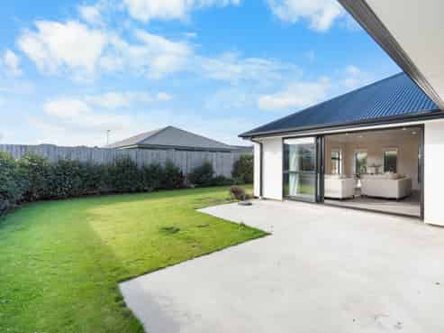 35 Nicolau Avenue, Rolleston