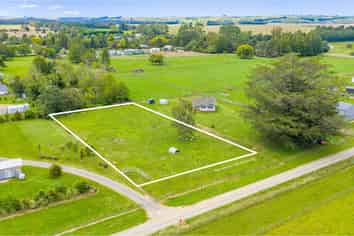 Lot 2,, 14 Sedgwick Street, Tikokino