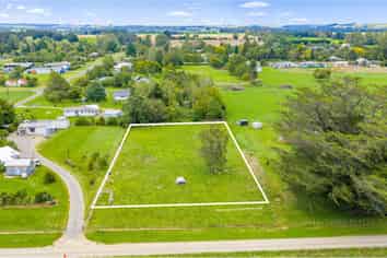 Lot 2,, 14 Sedgwick Street, Tikokino