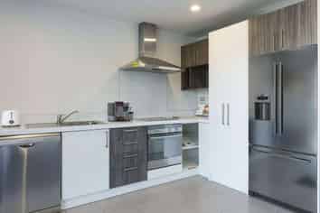 172B Edgeware Road, Saint Albans