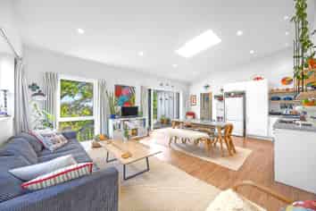 11 Errol Lane, Huntsbury