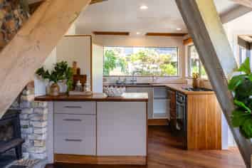 11 Pacific Parade, Oneroa