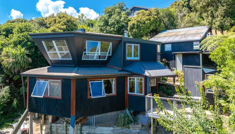 11 Pacific Parade, Oneroa