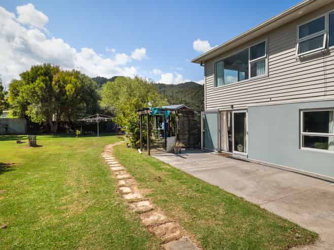 22 Seaview Avenue, Te Puru