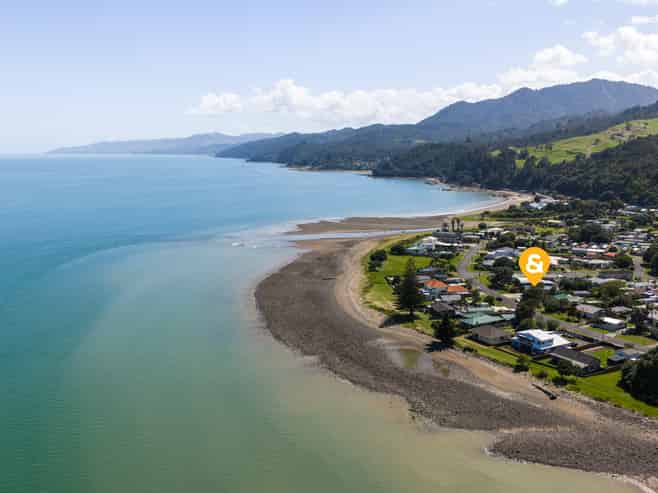 22 Seaview Avenue, Te Puru