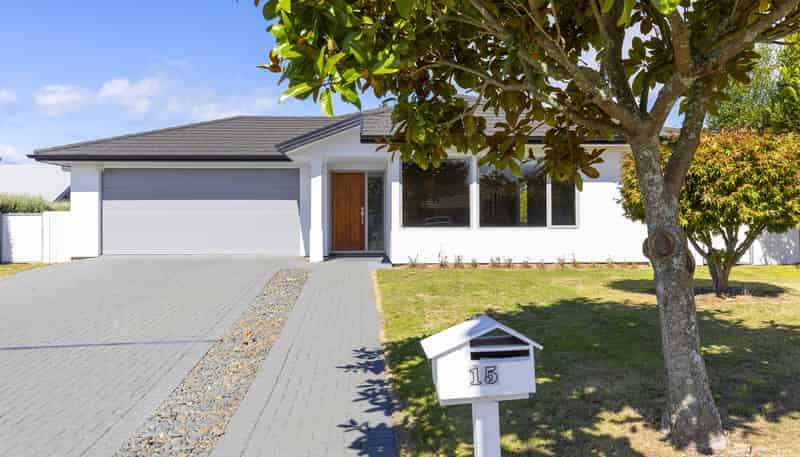 15 Jarden Mile, Nukuhau