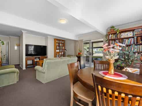 9 Stokes Avenue, Te Atatu Peninsula