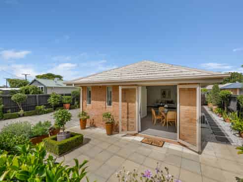 11 Ward Street, Springlands