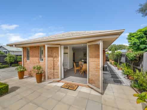 11 Ward Street, Springlands