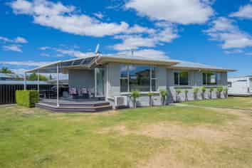 90 Ashworth Street, Alexandra