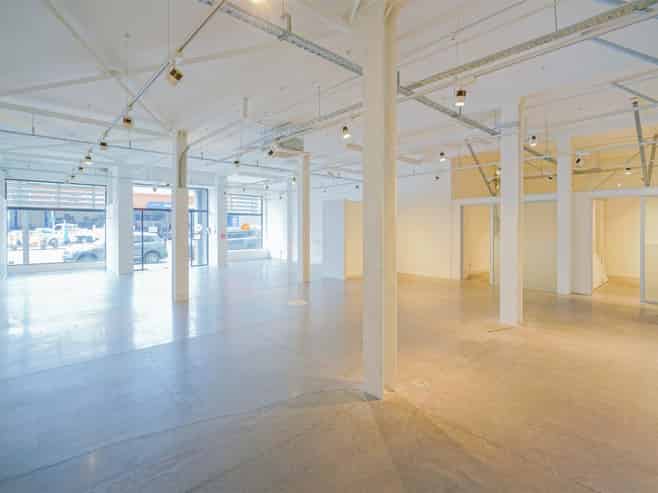 High-Stud Industrial-Style Retail Space