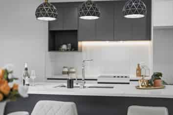 16 Kirby Street, Glendene