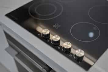 16 Kirby Street, Glendene