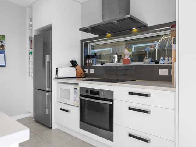 8 Wyrall Way, Chartwell