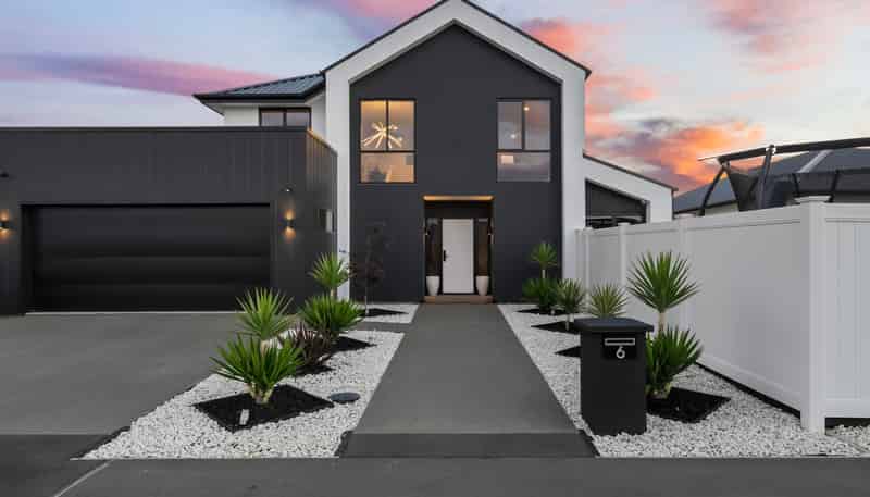 6 Timara Crescent , MARSHLAND