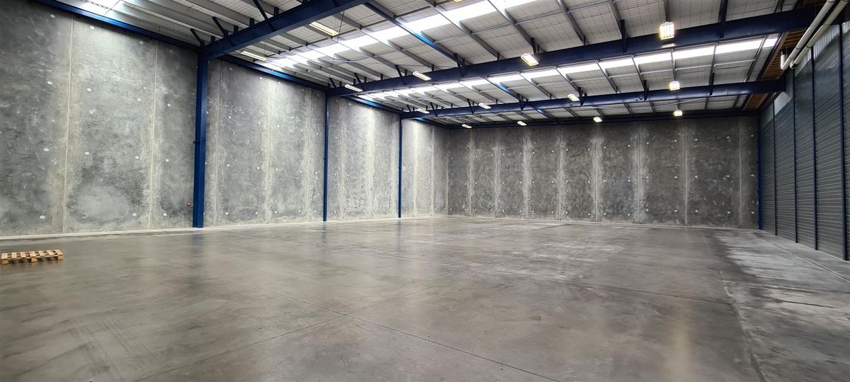 CBRE l 1,332sqm High Stud Industrial - Ansicht 2