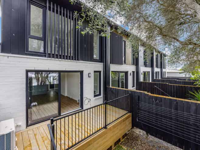 3 Kaaramuramu Lane, Mangere Bridge