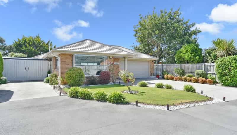 22 Sweet Waters Place, Woolston