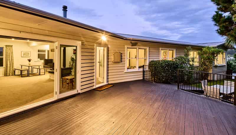 13 St Edmund Crescent, Tawa