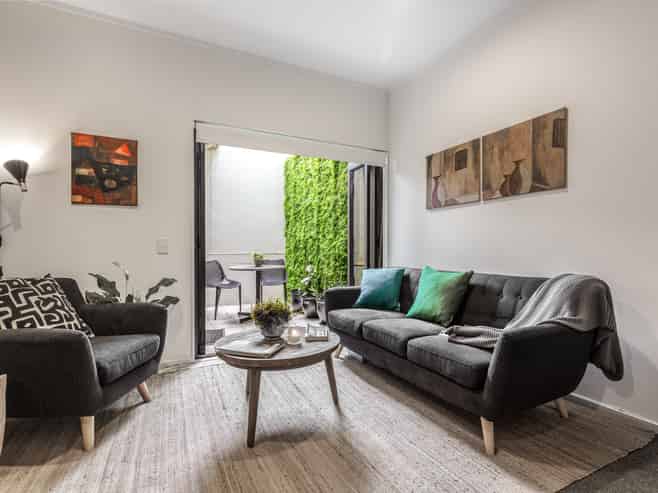 1G/10 Crummer Road, Grey Lynn