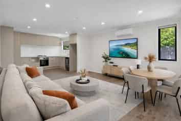 2/42 Ladeira Place, Fitzroy