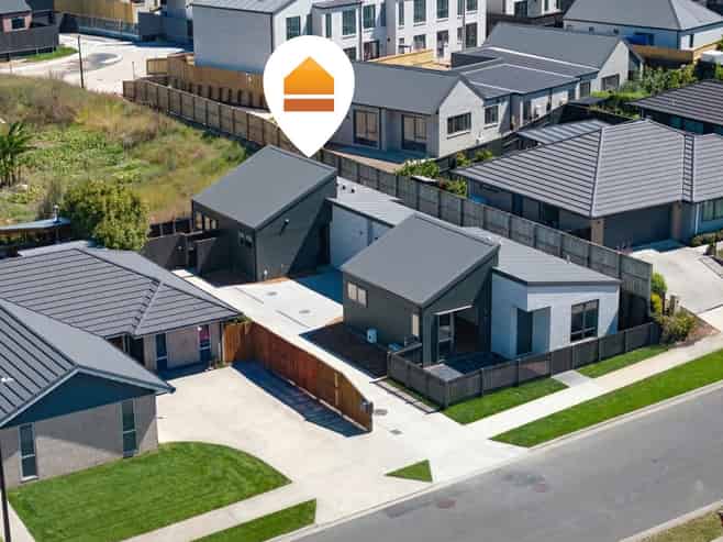 2/42 Ladeira Place, Fitzroy