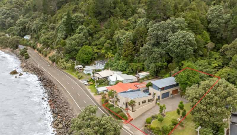 372-374 Thames Coast Road, Thornton Bay