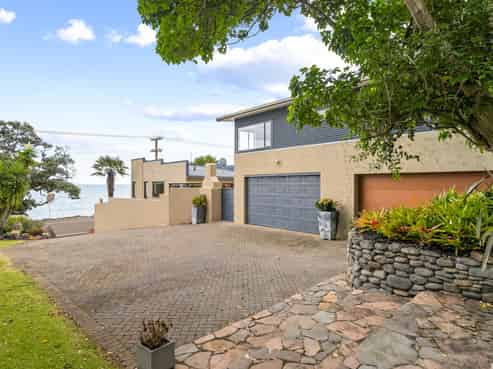 372-374 Thames Coast Road, Thornton Bay