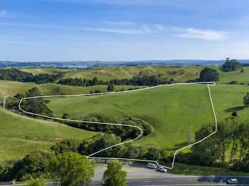 Lot 2, DP13672 and Section 2 SO 621742 State Highway 23, Raglan