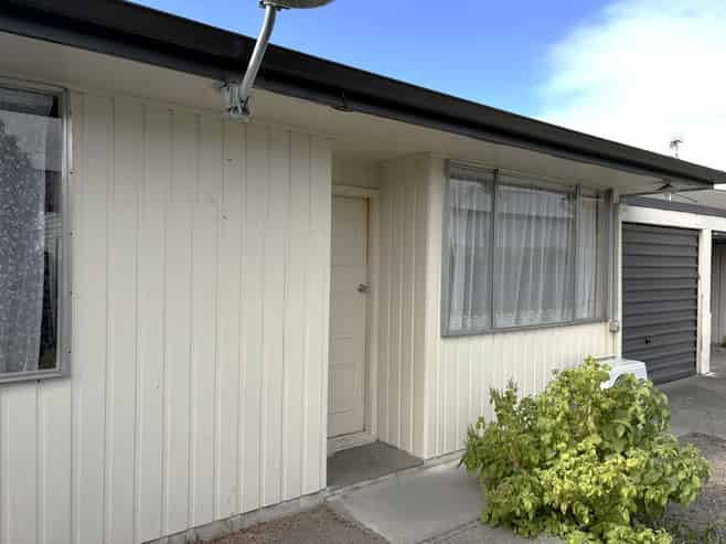 3/806 Lyell Street, Akina