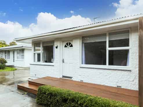 2/5 Pitt Place, Saint Albans