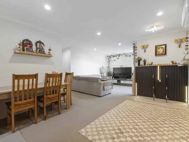 9B Hollinbrigg Place, Manurewa