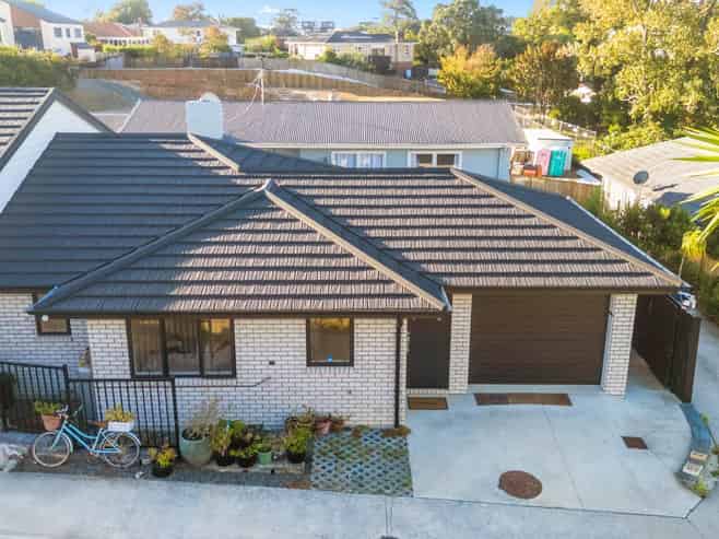 9B Hollinbrigg Place, Manurewa
