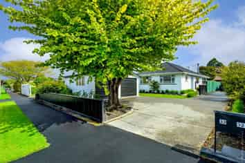 1/32 Downing Street, Hoon Hay