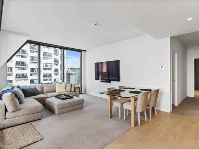 2103/10 Commerce Street, Auckland Central